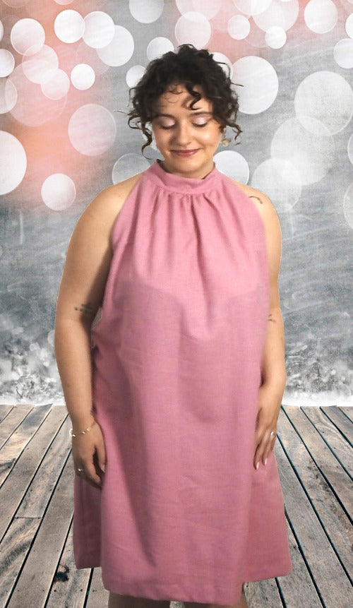 Vestido rosa sin mangas